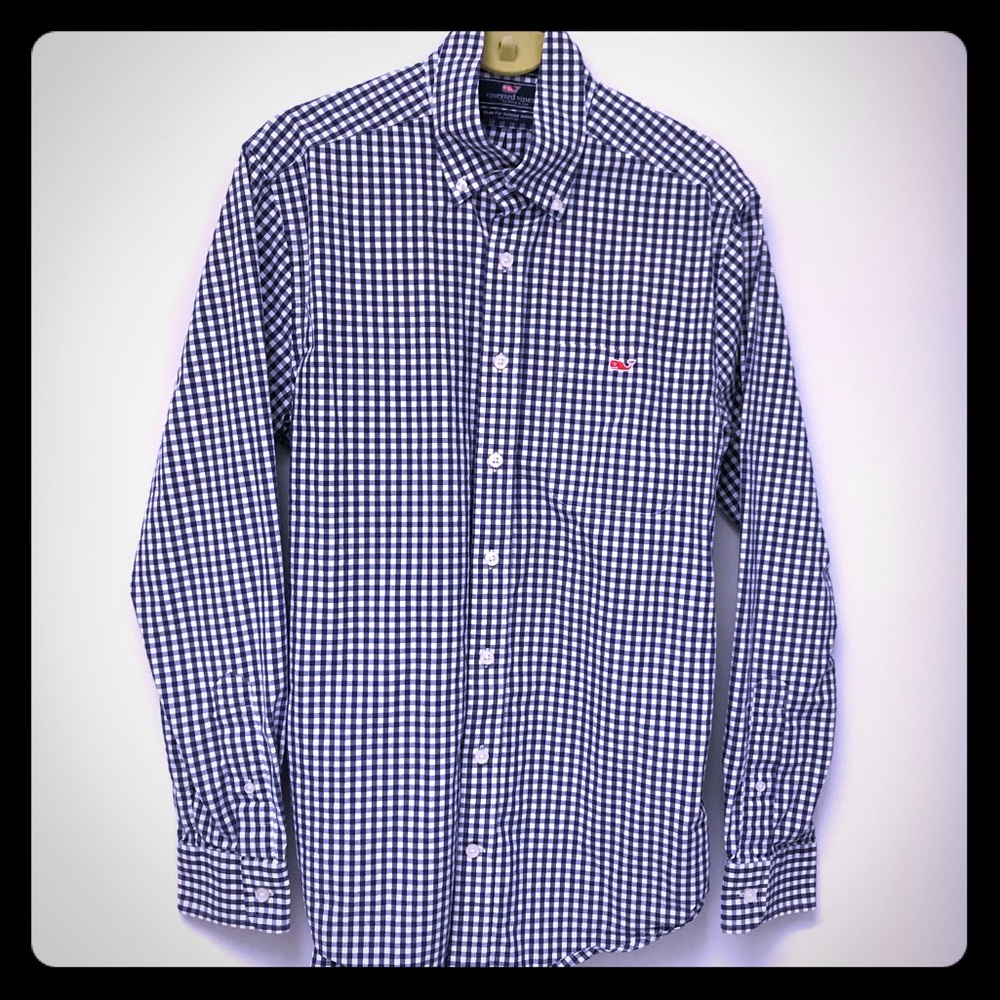 Vineyard vines slim fit button down shirt